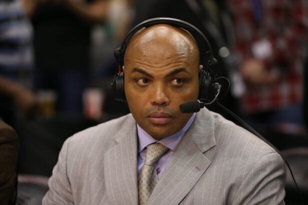 Comment On Charles Barkley Says The Lakers Are Worse Than