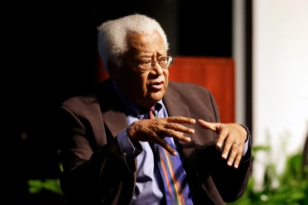 Leader For Nonviolent Protest, Rev. James Lawson Jr Dies At