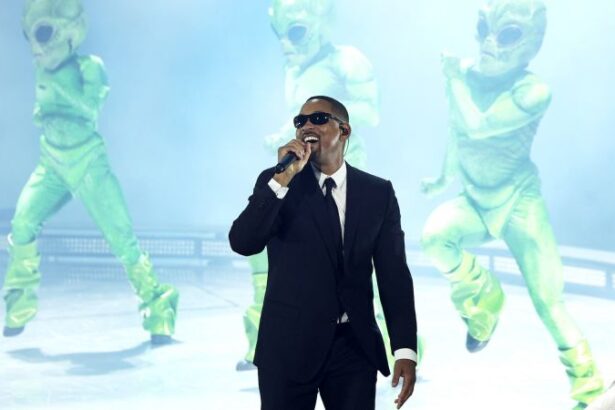 Will Smith Surprises Coachella With ‘men In Black’ Performance