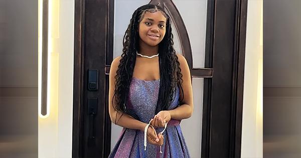 14 Year Old Black Entrepreneur Who Designs Custom Jewelry Honored With A