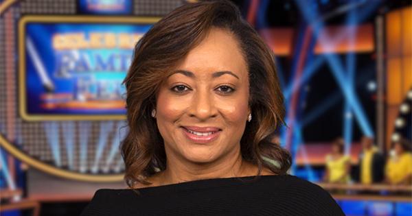 Meet The First Black Woman To Run A Primetime Game