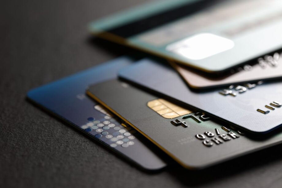 4 Credit Cards For The Super Rich