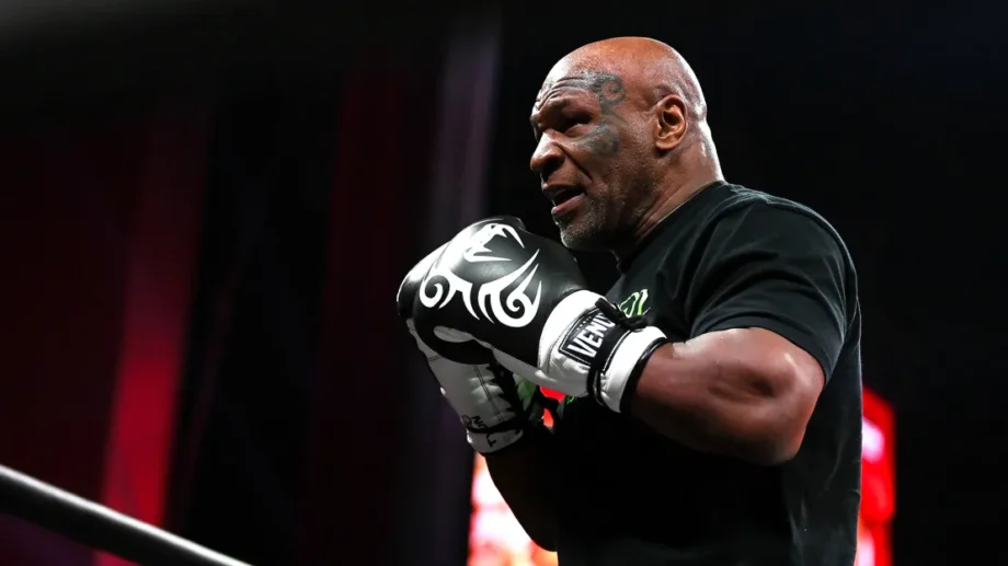 Mike Tyson Returns To Professional Boxing 19 Years After His