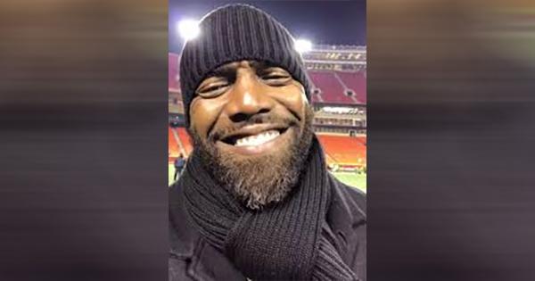 Pro Football Hall Of Famer Randy Moss Reveals His Cancer diagnosis,