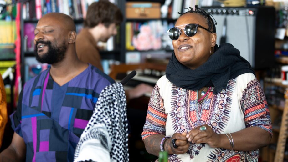 Tiny Desk Concert : Npr